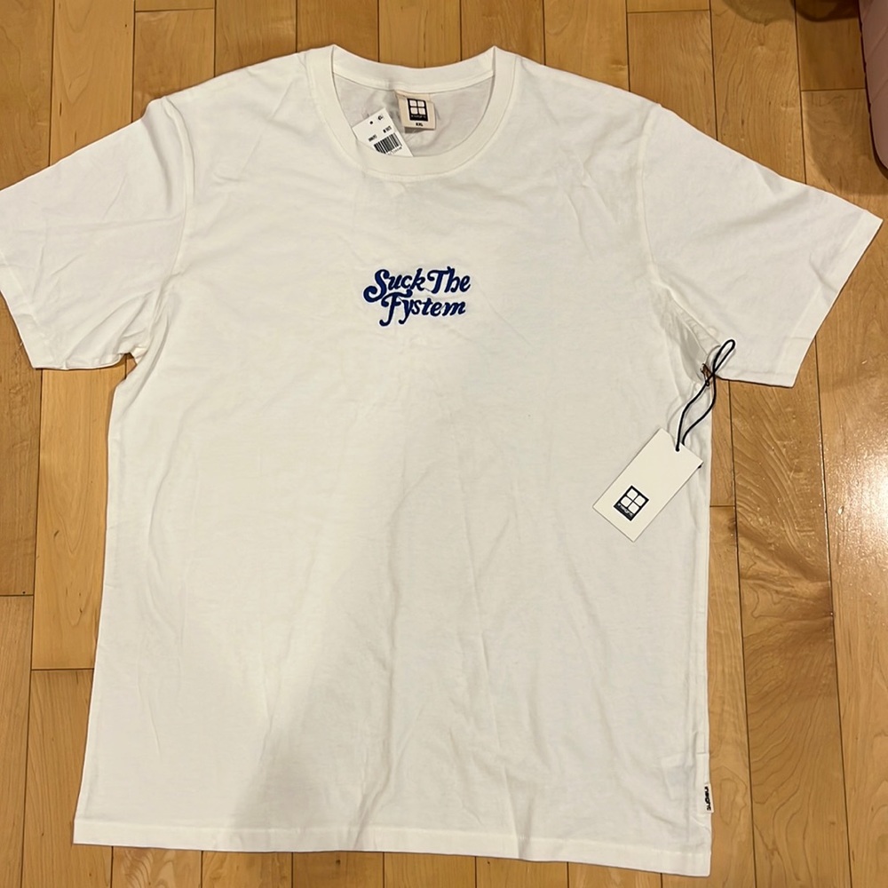 NWT Men’s Insight T-shirt